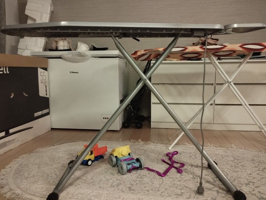 Продается гладильная доска.