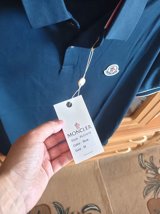 Продам футболки новые