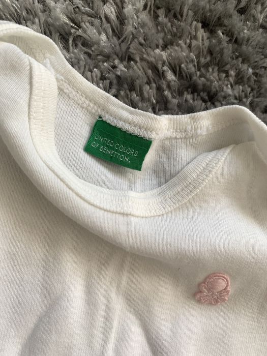 Бебешки ромпър Chicco и боди Benetton+ подаръци