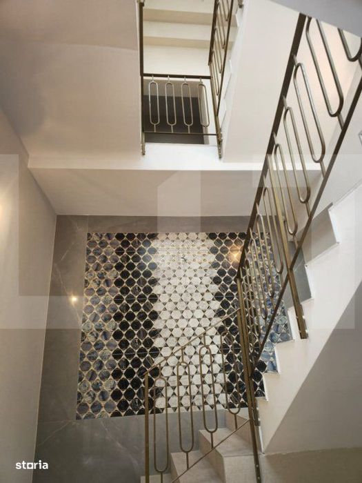 Apartament de lux, de vanzare, cu 3 camere, 88 mp, zona complex studen