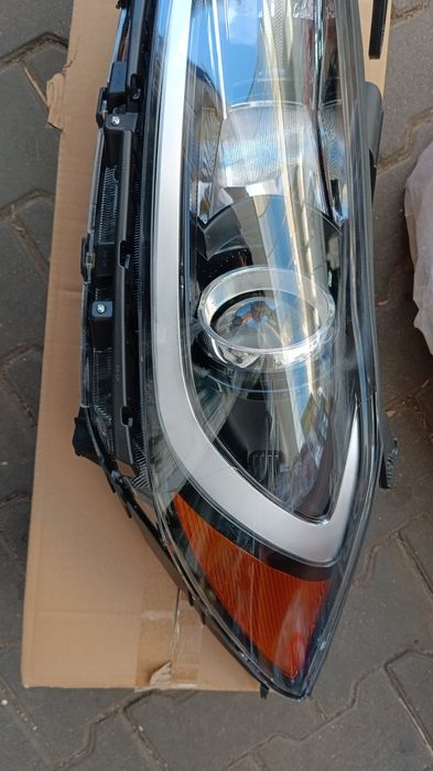 Элантра фара USA 2017—2019