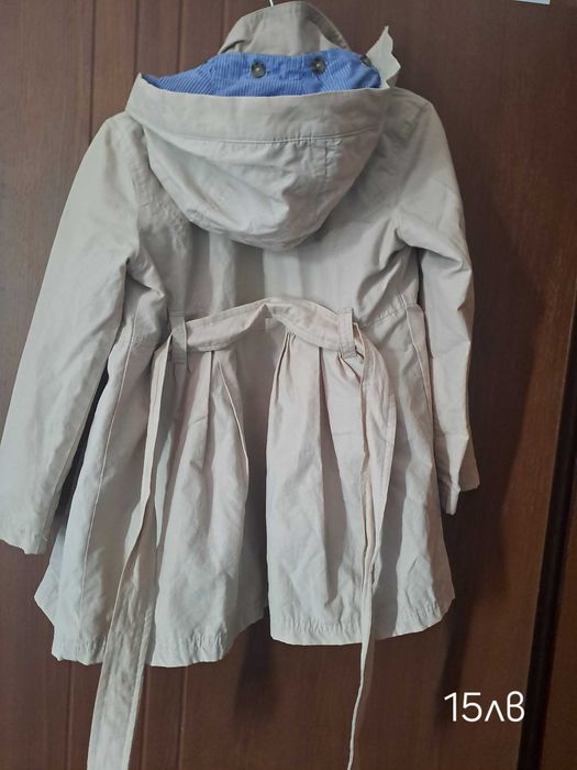 Детско тънко якенце с качулка и коланче размер 5 години момиче