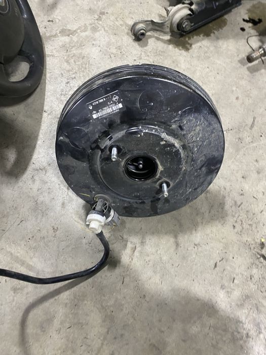 Серво Dacia Dokker 1.6