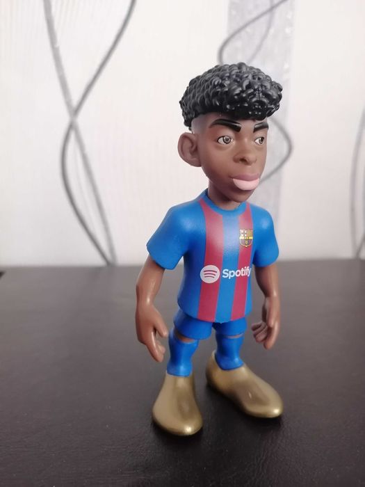 Колекционерска фигурка-Ламин Ямал