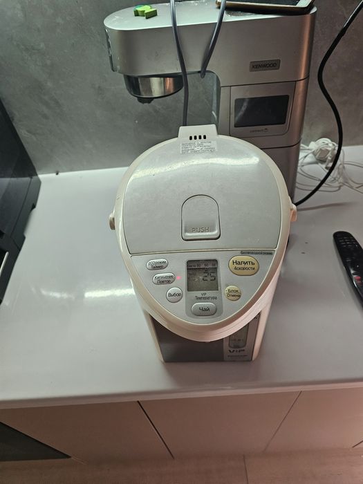термопот Panasonic VIP