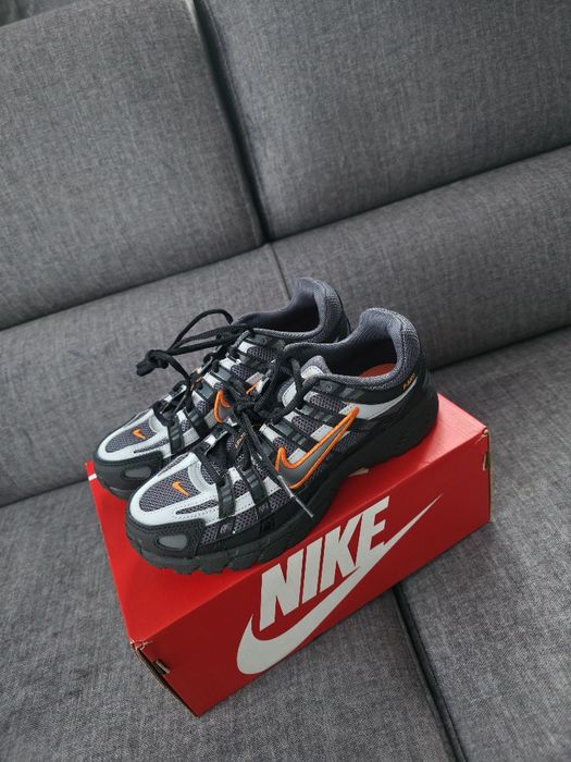 Adidasi nike p6000