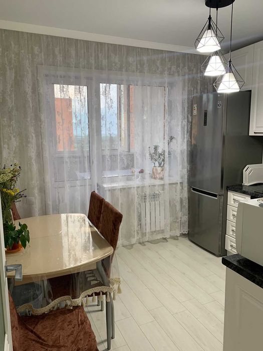 Продам 3 комнатную