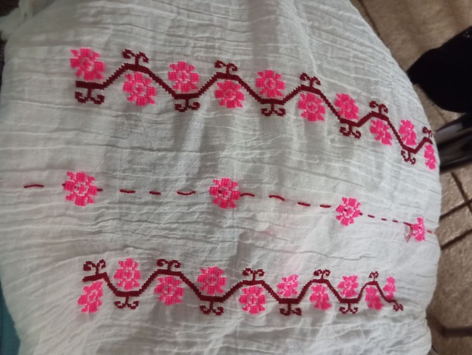 Ie traditionala cusuta manual