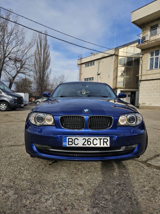 Vând BMW E87 118D facelift