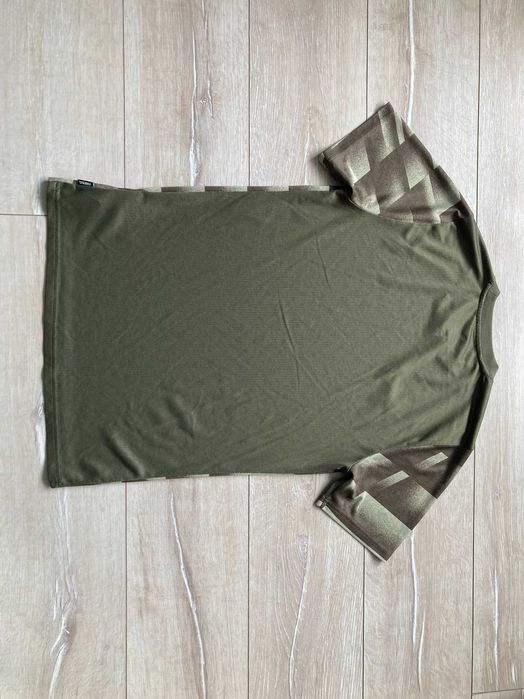 Найк Nike FC Dri Fit мъжка тениска размер M Slim Fit