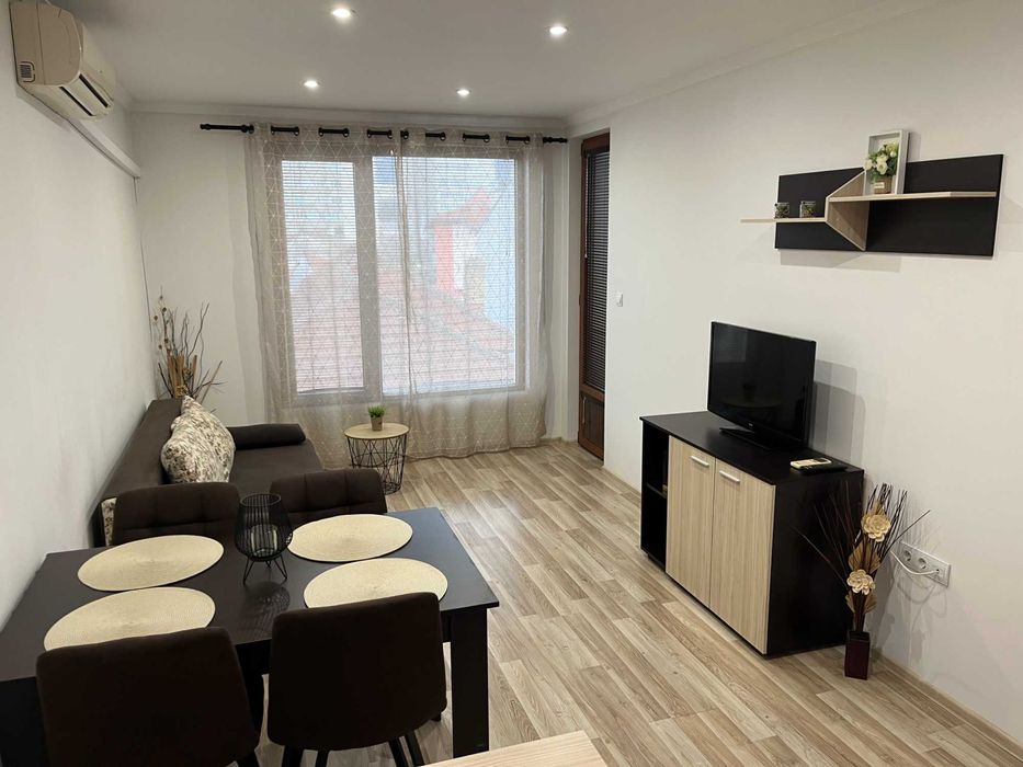 Дава се под наем Двустаен апартамент в Габрово, Център - 60 кв.м за 318.75 € - Снимка #1