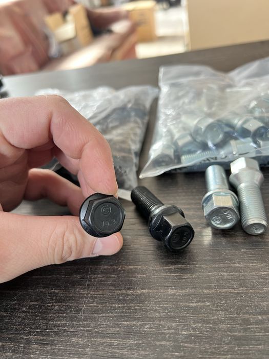 Set 20 prezoane noi con M14x1.5 filet 30mm pt Mercedes Audi Volkswagen