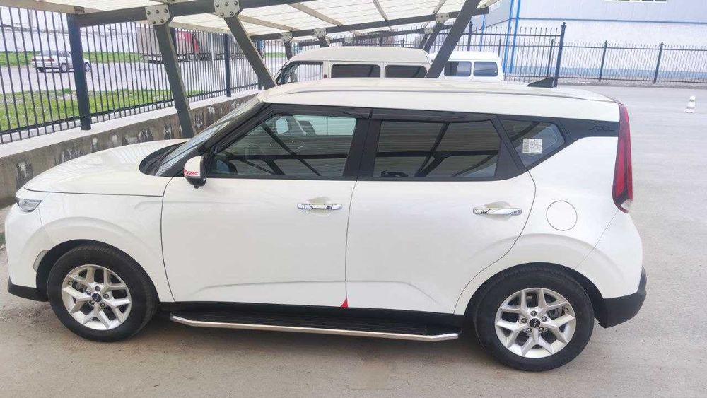 Продаю Kia Soul Luxe