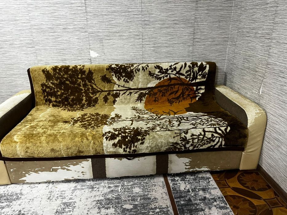 Продам диван с креслом