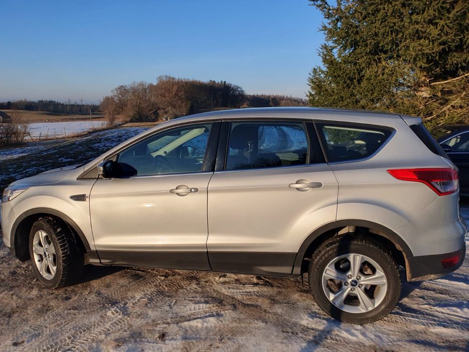 Vand ford kuga inmatriculat in Germania