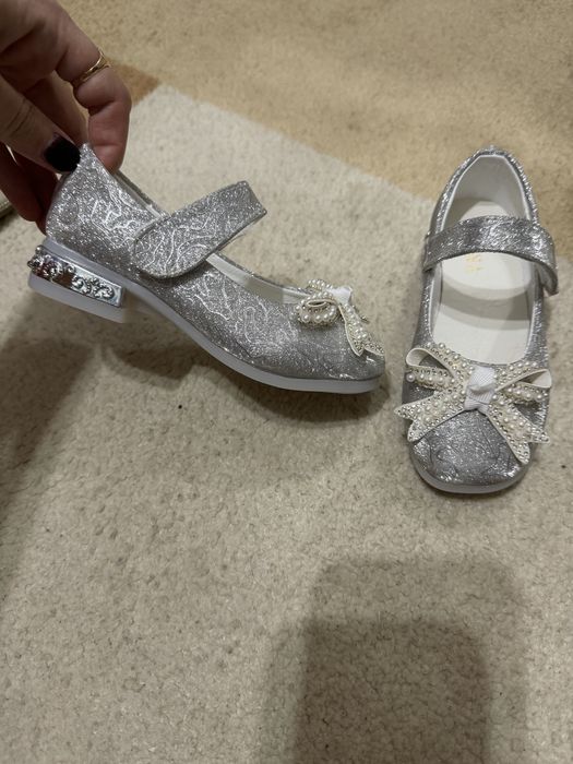 Bolalar Qizaloqlar tuflisi