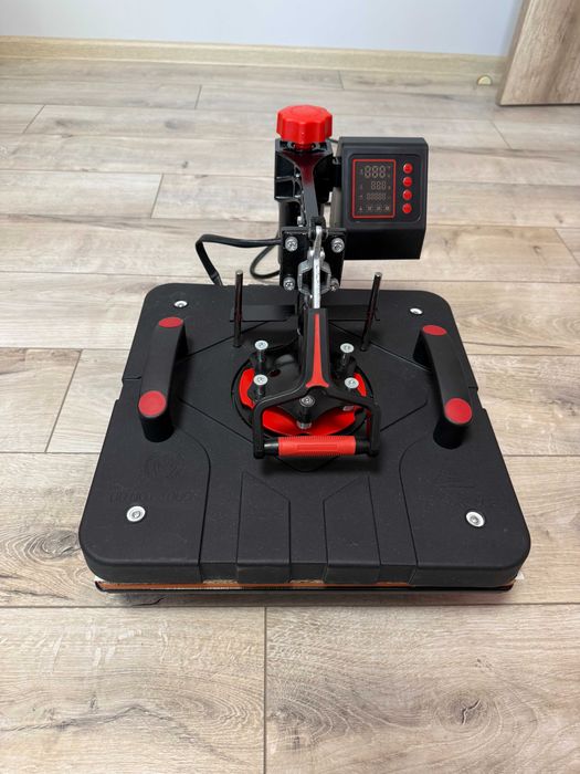 Чисто нова! Термотрансферна Преса от CNCTech с плоча 38х38см.