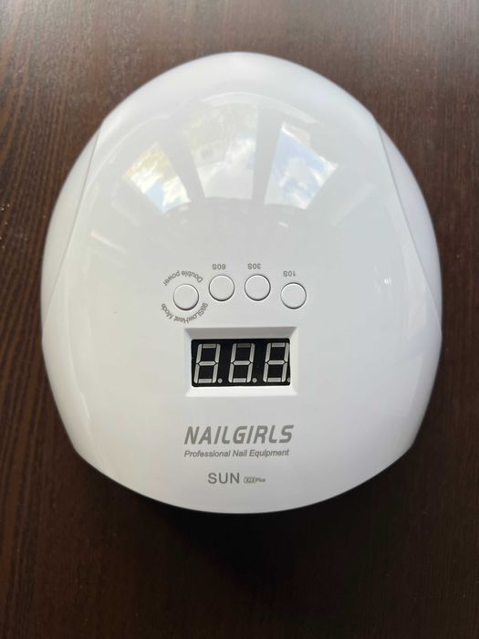 UV лампа за нокти 150W