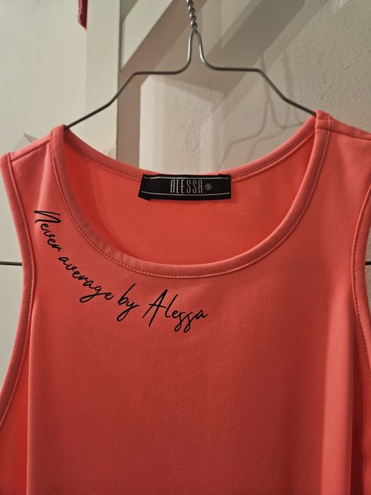 Втален топ розов неон