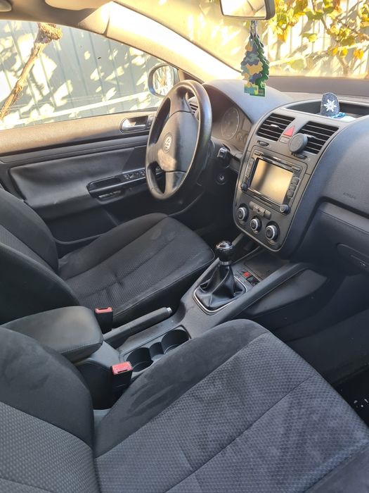 Vând jetta 1.9 Tdi