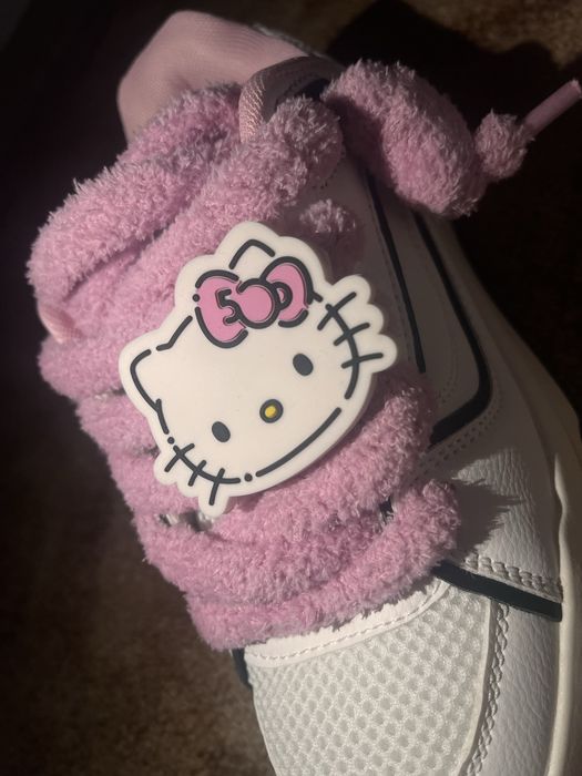 Adidași Bershka Limited Edition – mărimea 36