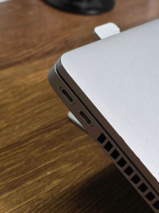 Dell Latitude 5430 – i7 Gen 12 / 16GB RAM / 512GB SSD / Windows 11 Pro