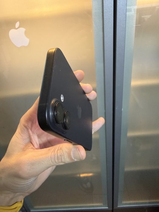 Vand Iphone 16 128Gb Black