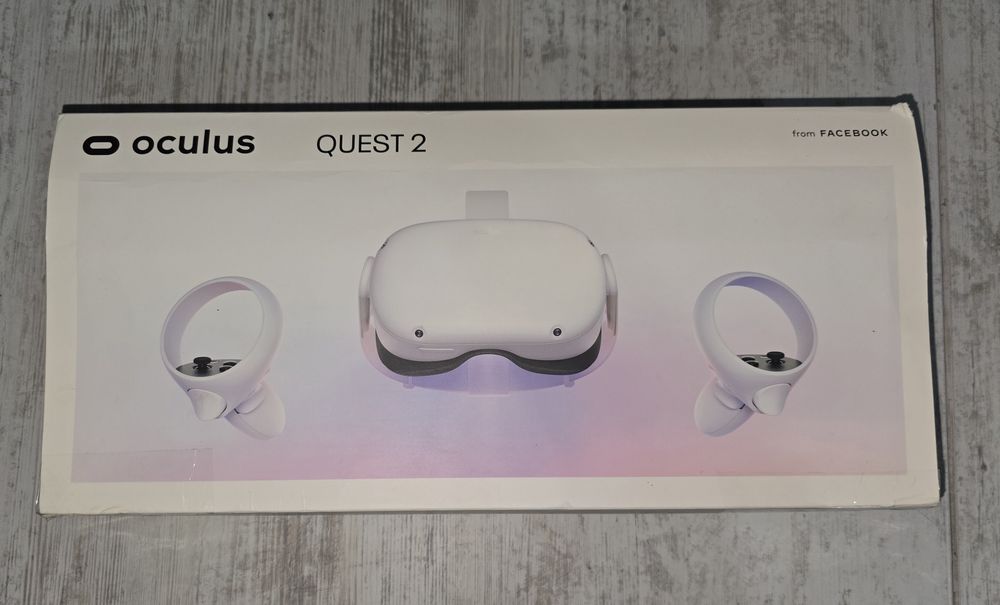 Oculus Quest 2 funcționează perfect, fără stick drift si accesorii