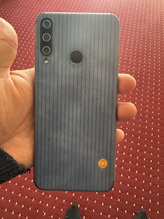 Hiawei y6p smartfon sotiladi