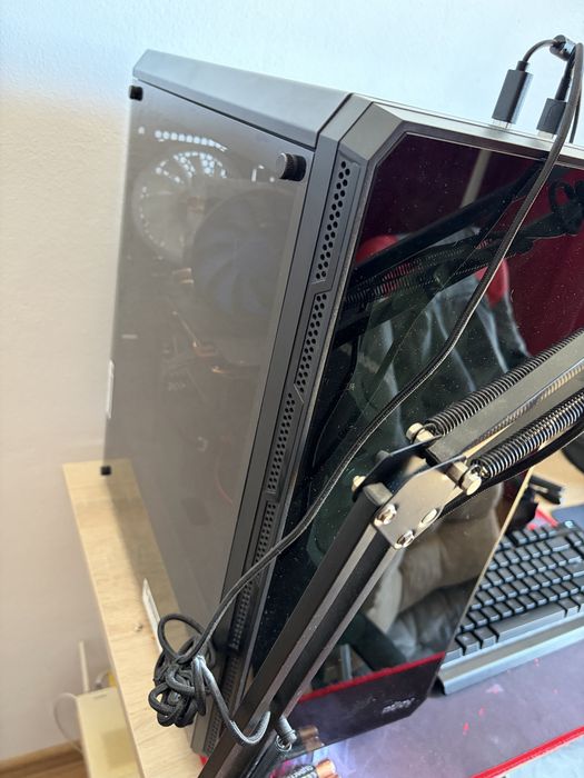 PC Gaming i5 9600K + GTX 1660 SUPER + 16GB RAM