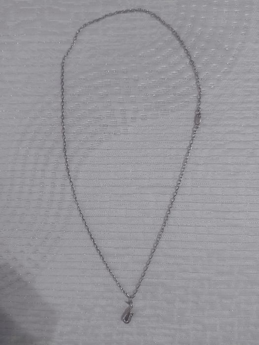 Vând lănțișor de argint