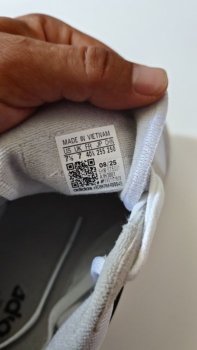 Маратонки Adidas
