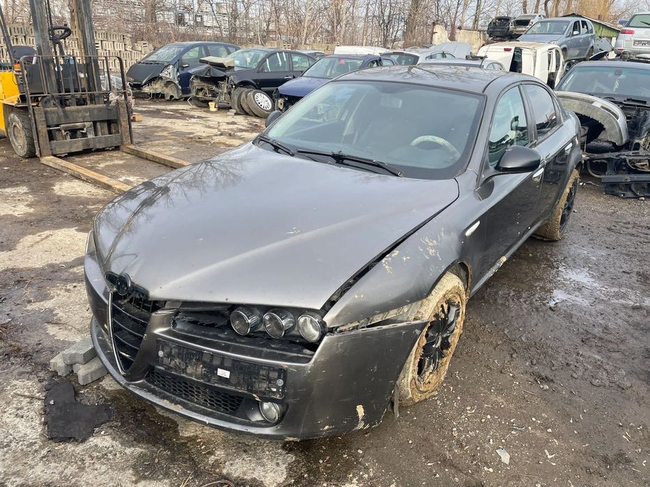 Dezmembrez Alfa Romeo 159 1.9 JTD