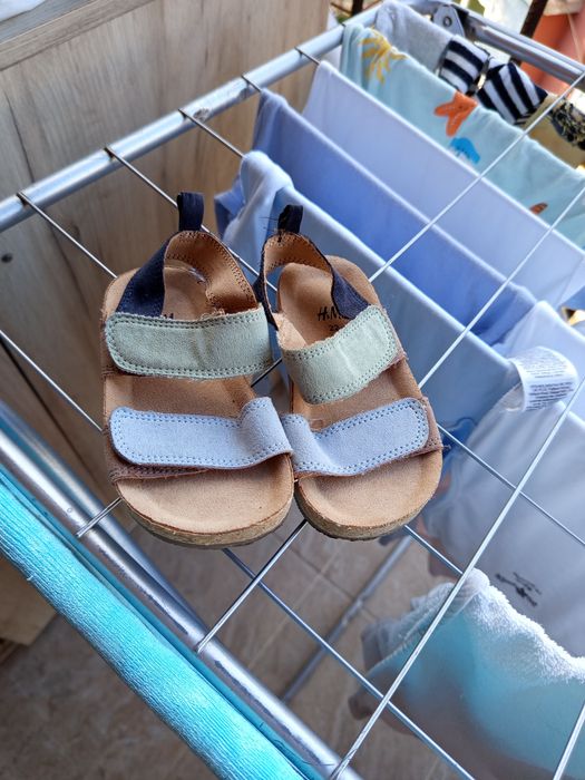 Маратонки и сандали  за момче Nike , Adidas  ,Zara  и H&M . Различни размери  19, 21,22