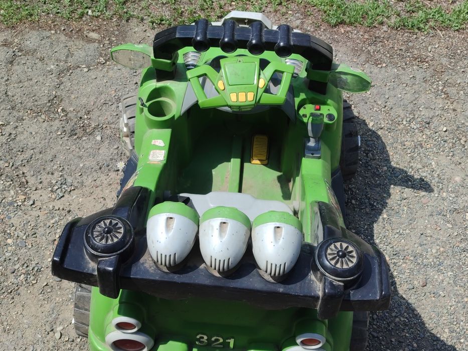 Машинка детская на пульте