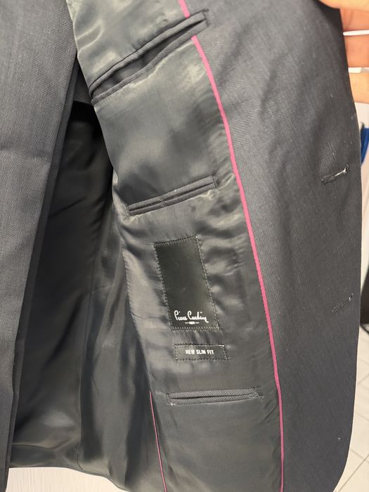 Абитуриентски официален костюм за бал Pierre Cardin M размер