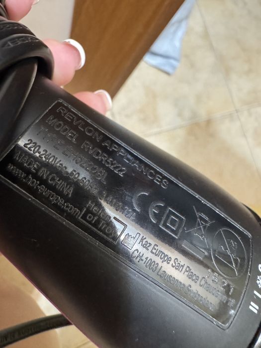 Четка за изправяне Revlon