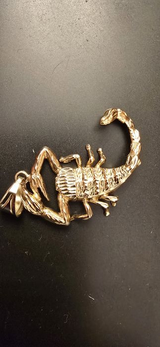 Pandant medalion aur