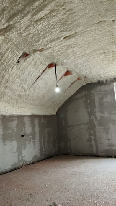 Izolație profesională cu spumă poliuretanică – SpumaTerm