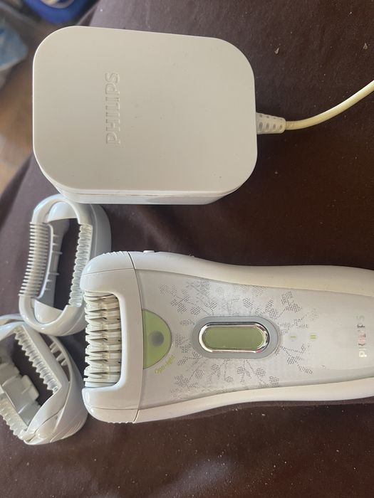 Epilator cu cap pivotant Philips Satin Perfect