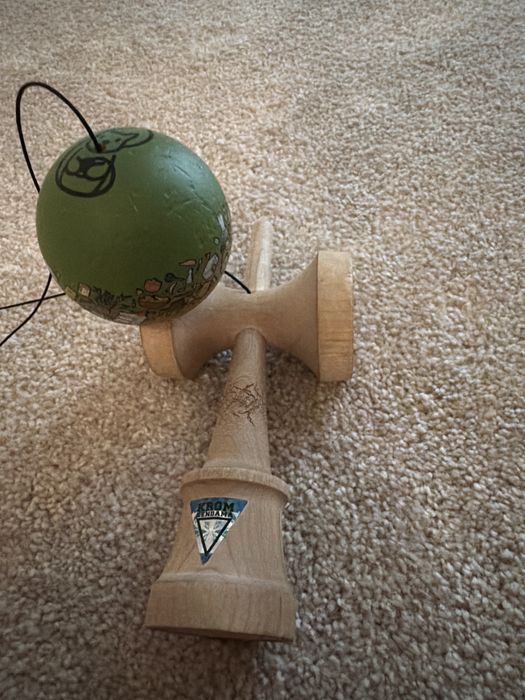 Kendama tama miguel si ken krom