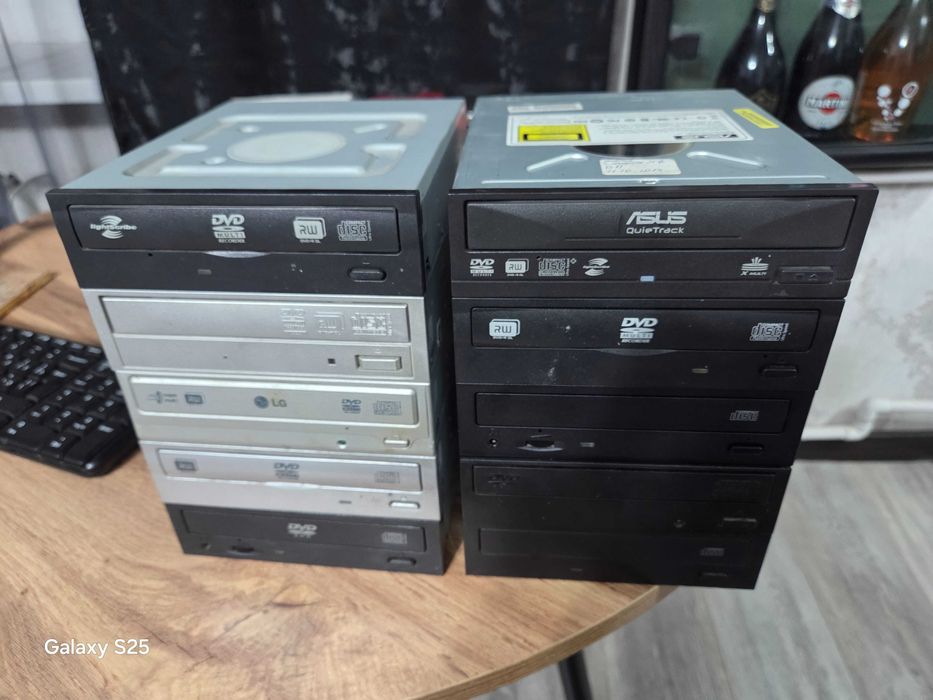 Двд ромы, отличные корпуса для самодельных усилков итд