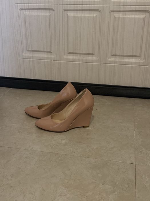 Продам Пиджак новый  Stradivarius! Туфли!