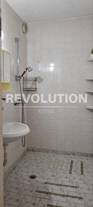 Дава се под наем Тристаен апартамент в Варна, Лятно кино Тракия - 70 кв.м за 450 € - Снимка #8