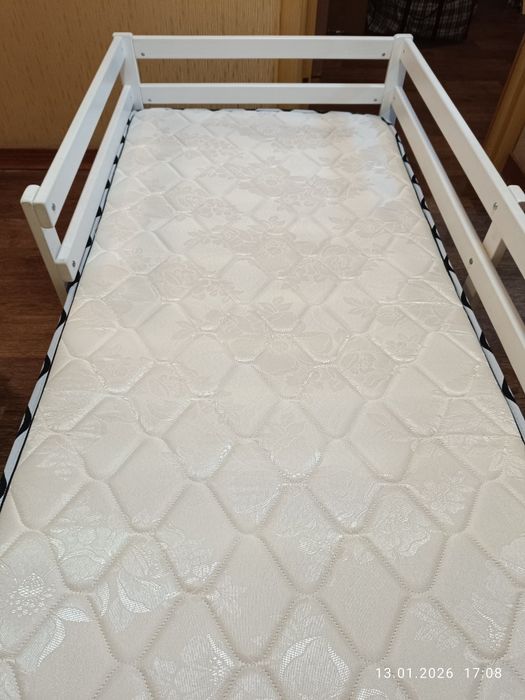 Детская кровать 160х80.