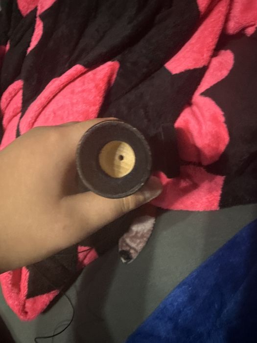 Kendama fuzzy sweets black broken shape