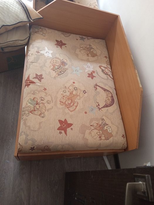 Продам кровати кубики