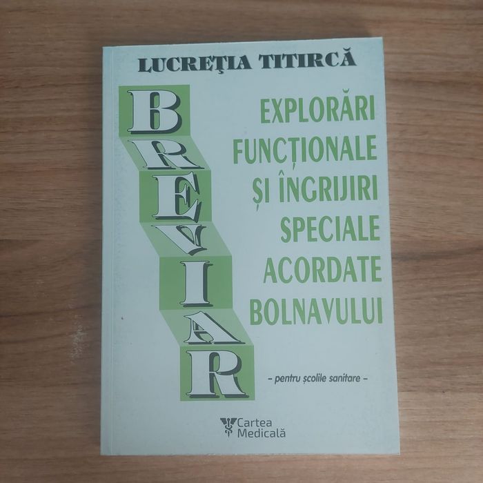 Vând cărți pentru postliceală noi,anul 1