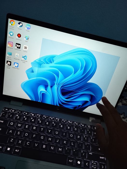 Hp envy x360. 16gb 512gb 1tb qilsa boladi