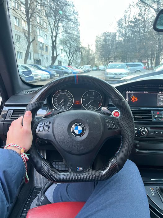 BMW E90 / E92 / E93 карбонов волан M style